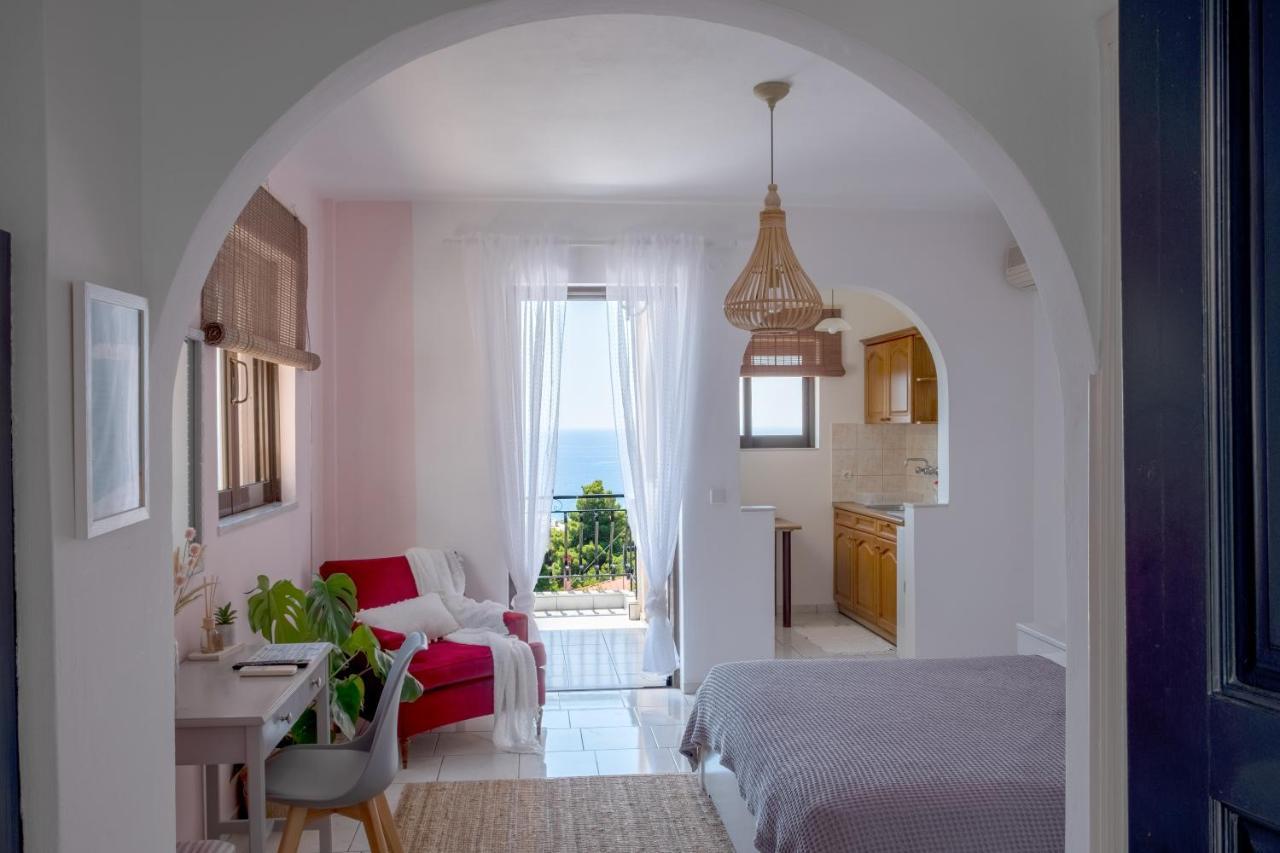 Pefkides Aegina Boutique Apartments Agia Marina  Luaran gambar